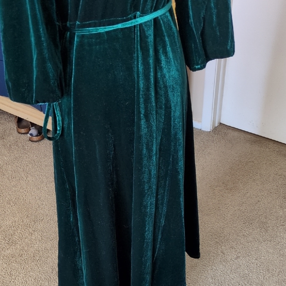 Baltic Born Deep Green Velvet Dress - Picture 9 of 11